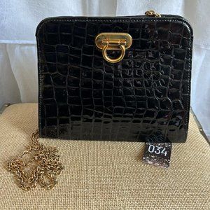 Genuine Leather Vintage Crossbody Purse with Chain Strap and Alligator Embossing